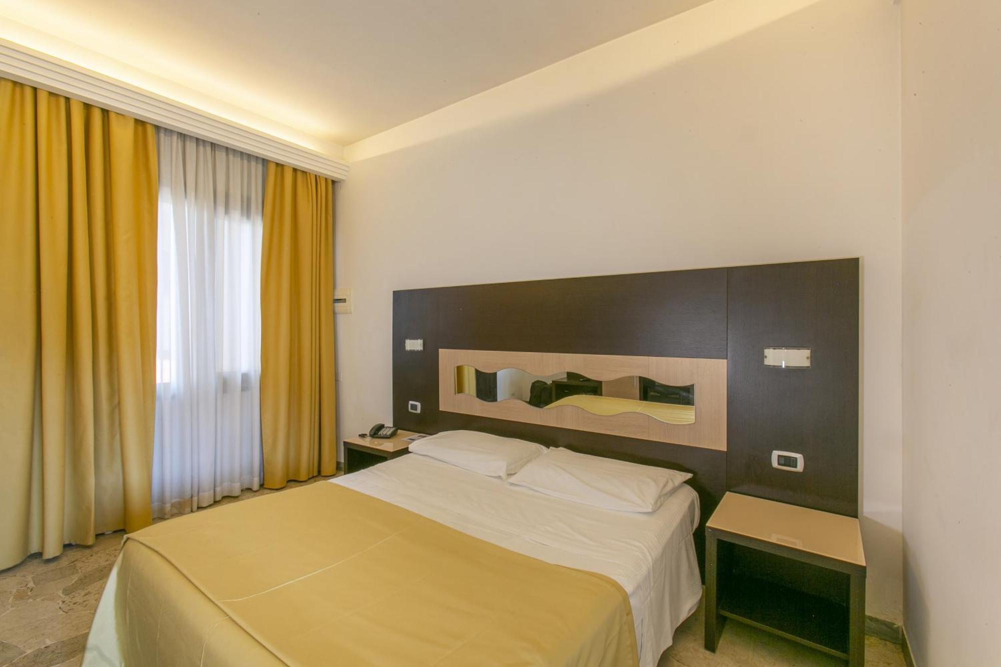 Hotel Boomerang Roma La Massimina-Casal Lumbroso Exterior foto