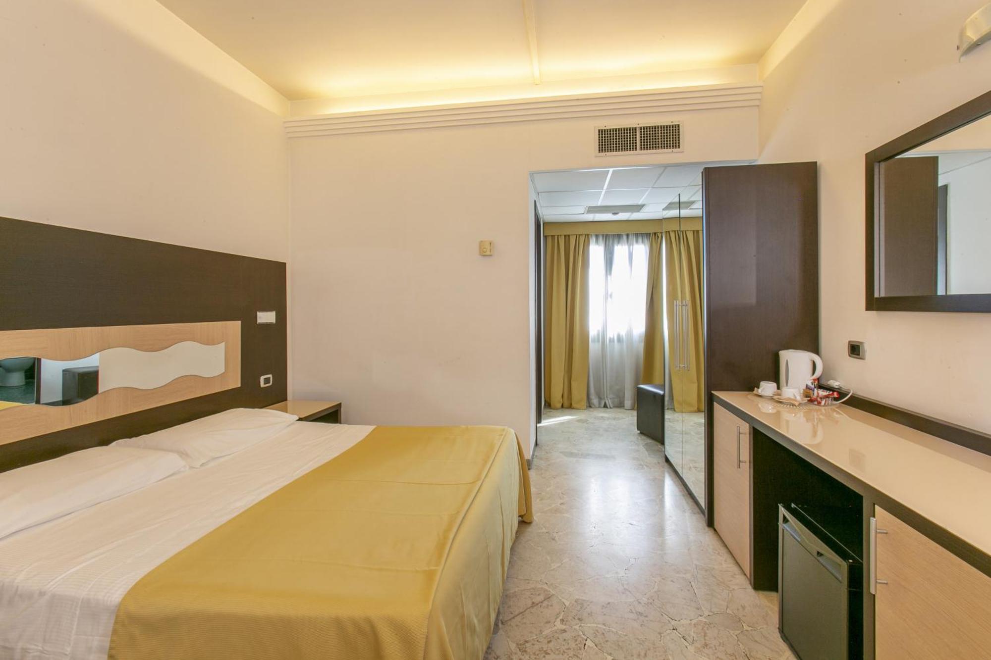 Hotel Boomerang Roma La Massimina-Casal Lumbroso Exterior foto